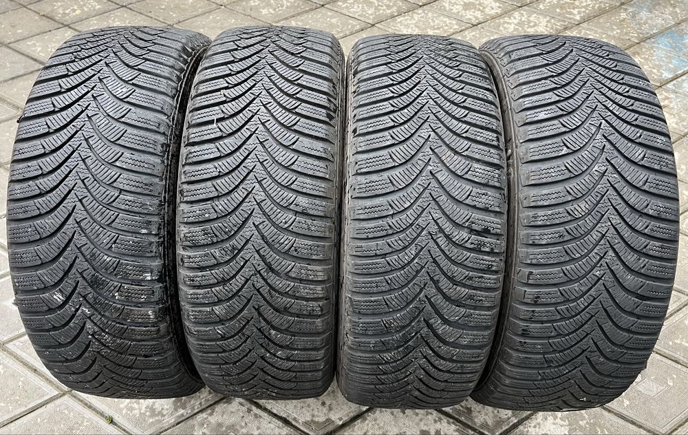 Anvelope 205 55 16 iarna Hankook