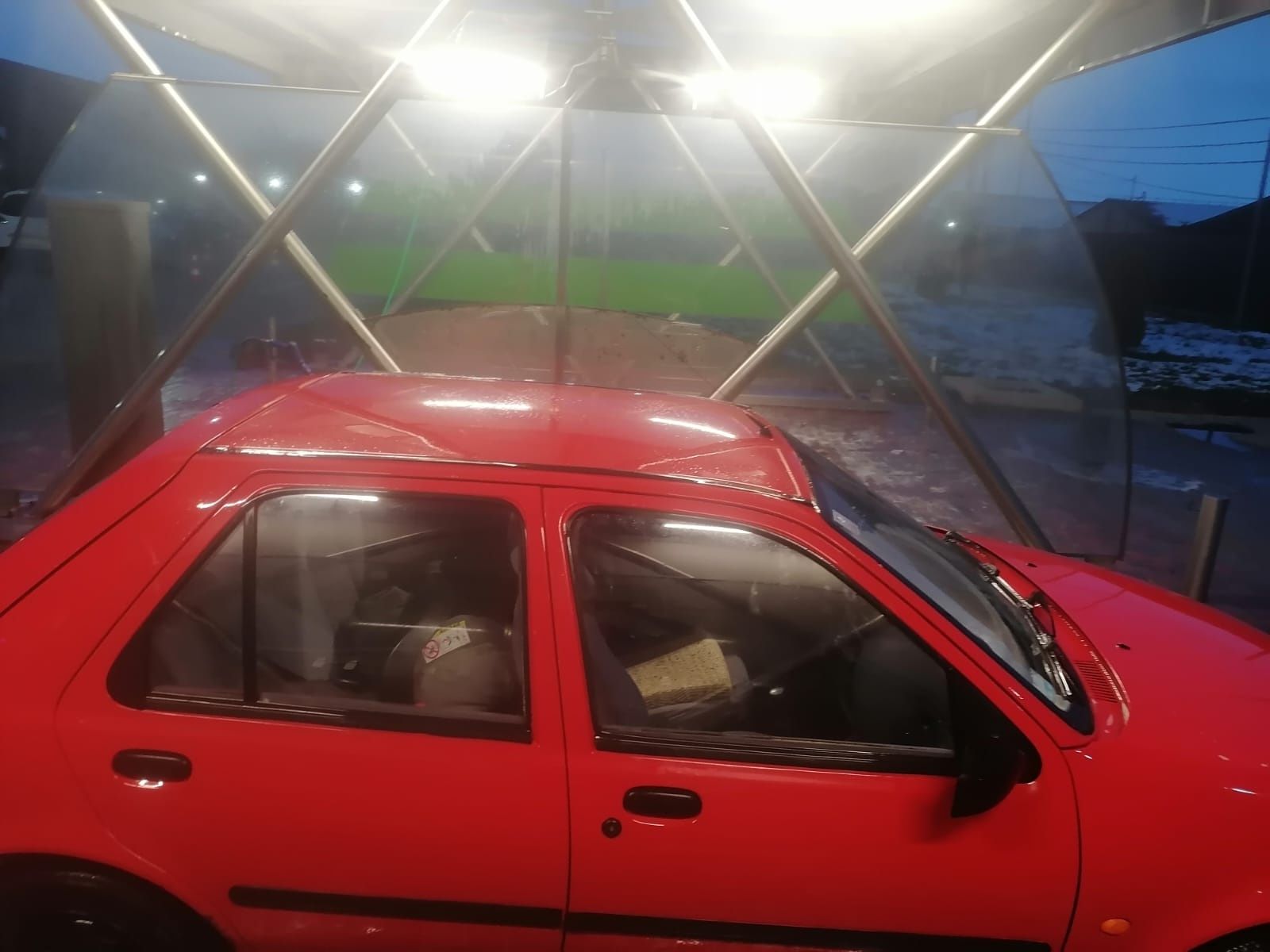 Mazda 121  1.3 benzină