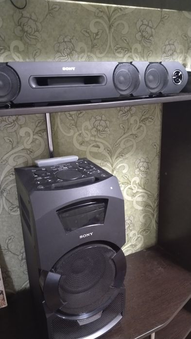 Музыкальный центр Sony