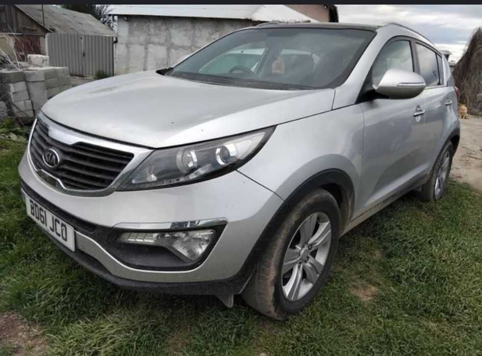 Capota fata/Faruri/Dezmembrez/Bara fata-spate/Usa fata-sp KIA Sportage
