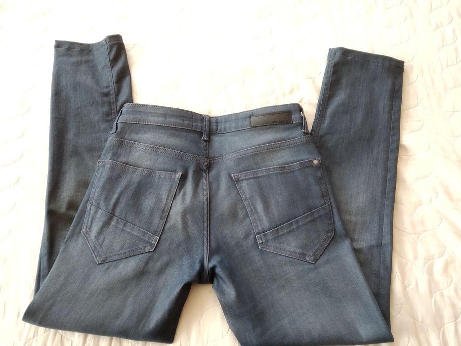 Дънки за тийнейджъри