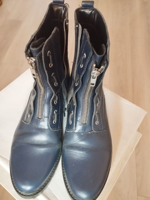 Ghete joase pe piele, marimea 39