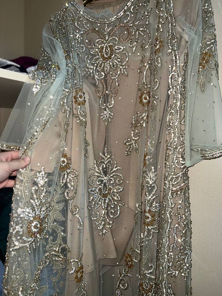 abaya 3troyka dubayskiy ruchnaya rabota