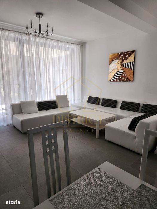 Vila deosebita cu 4 camere  |  Zona Lipovei