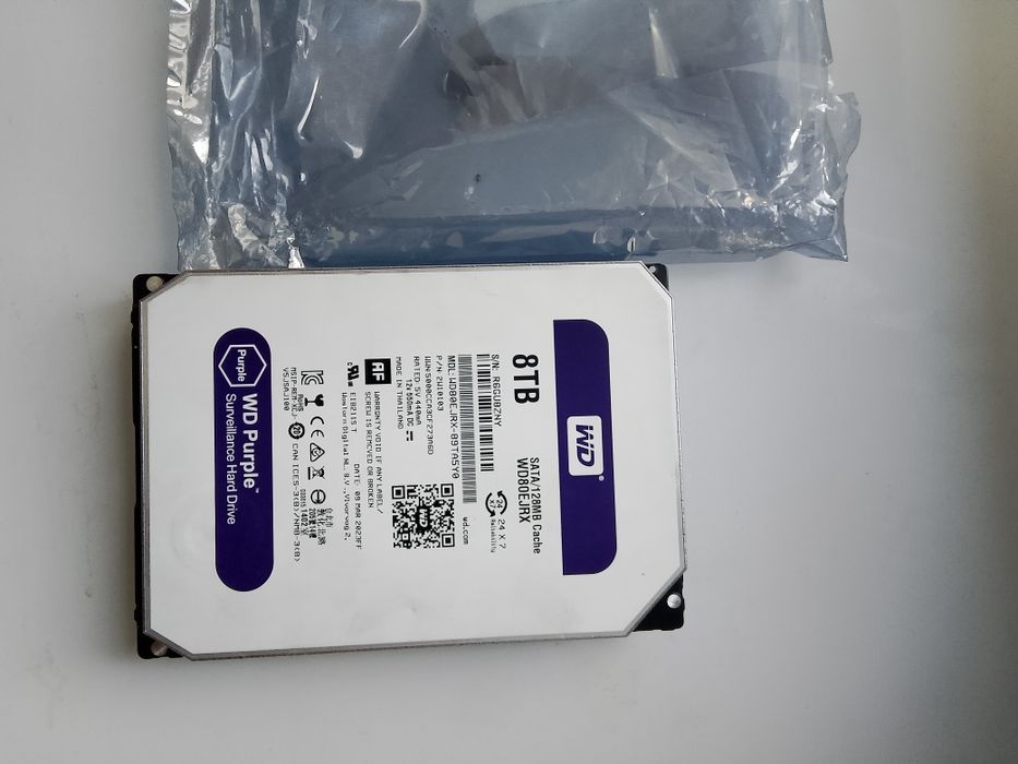 Жёсткий диск 8 тв в хорошем состоянии