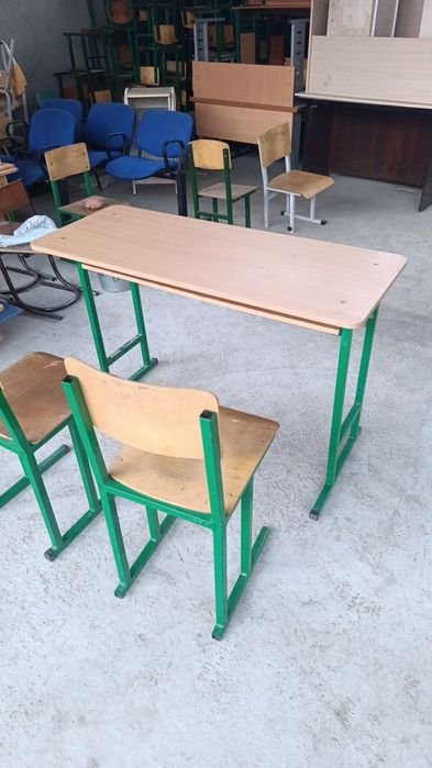 Parta va stol stullar turli mebellar