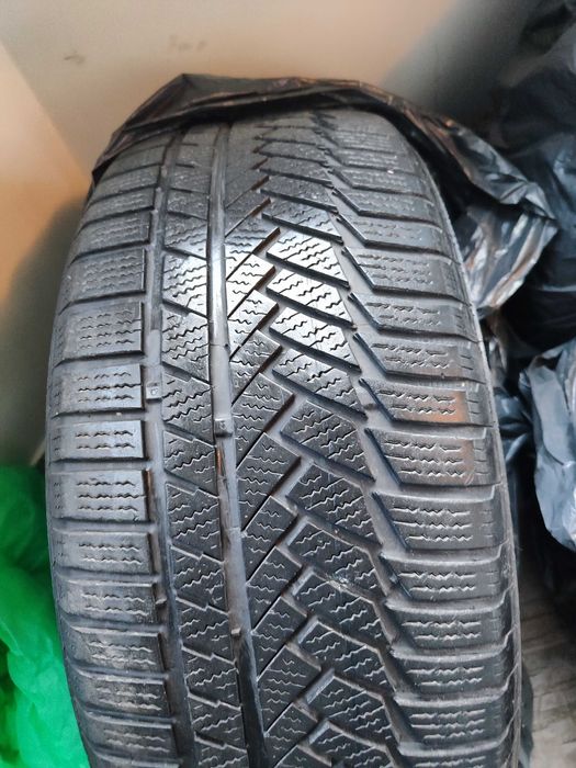 Зимни гуми 235 55 R17 Continental WinterContact XL