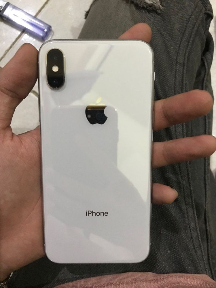 Продам iPhone X на 256gb