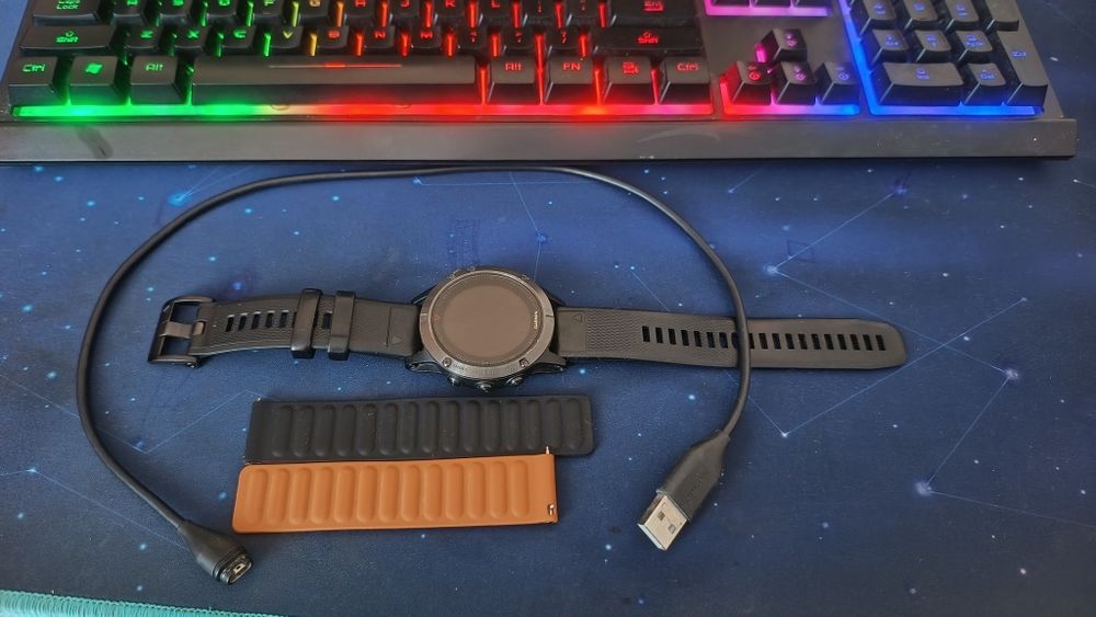 Garmin Fenix 5 – ceas sport multisport
Ceas folosit, în stare foarte b