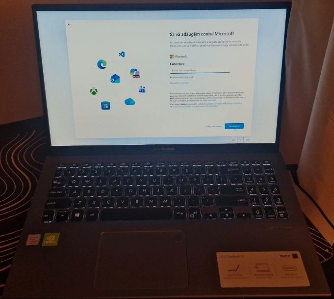 Laptop ASUS VivoBook