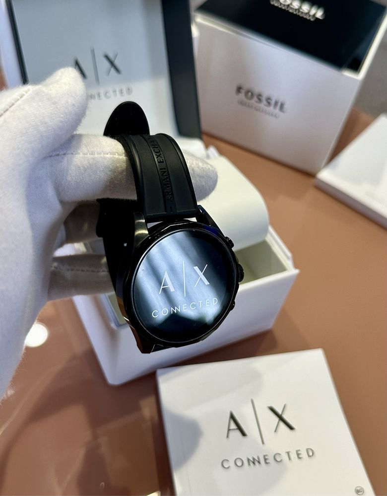 Мъжки смарт часовник Armani Exchange Connected