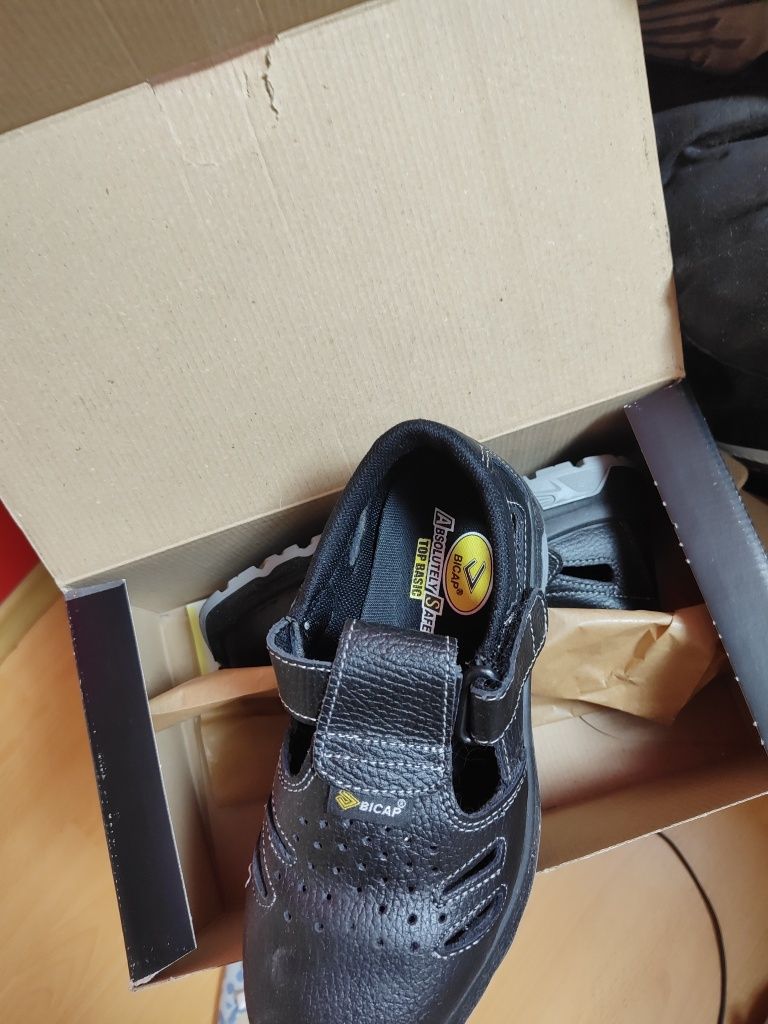 Pantofi protectie