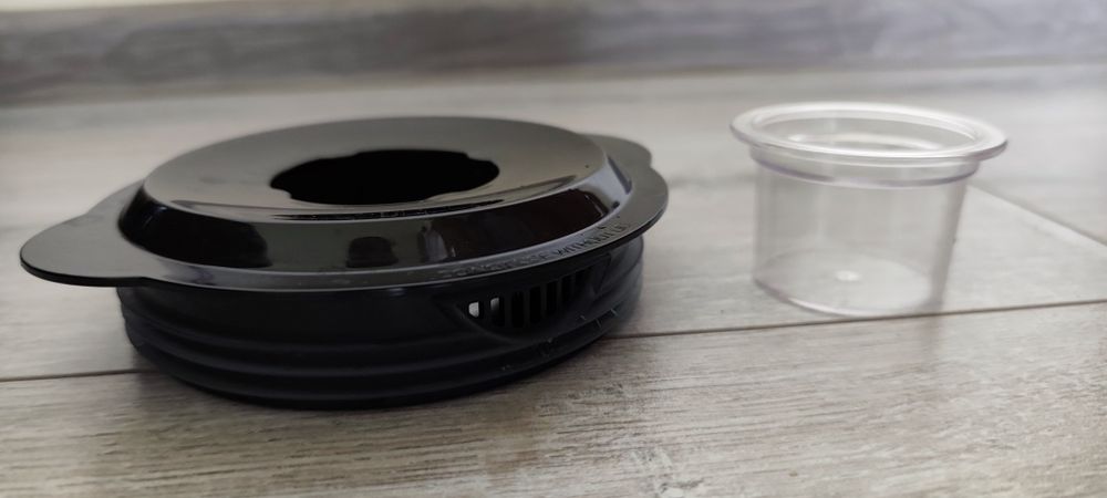 Блендер 1500w 6 остриета