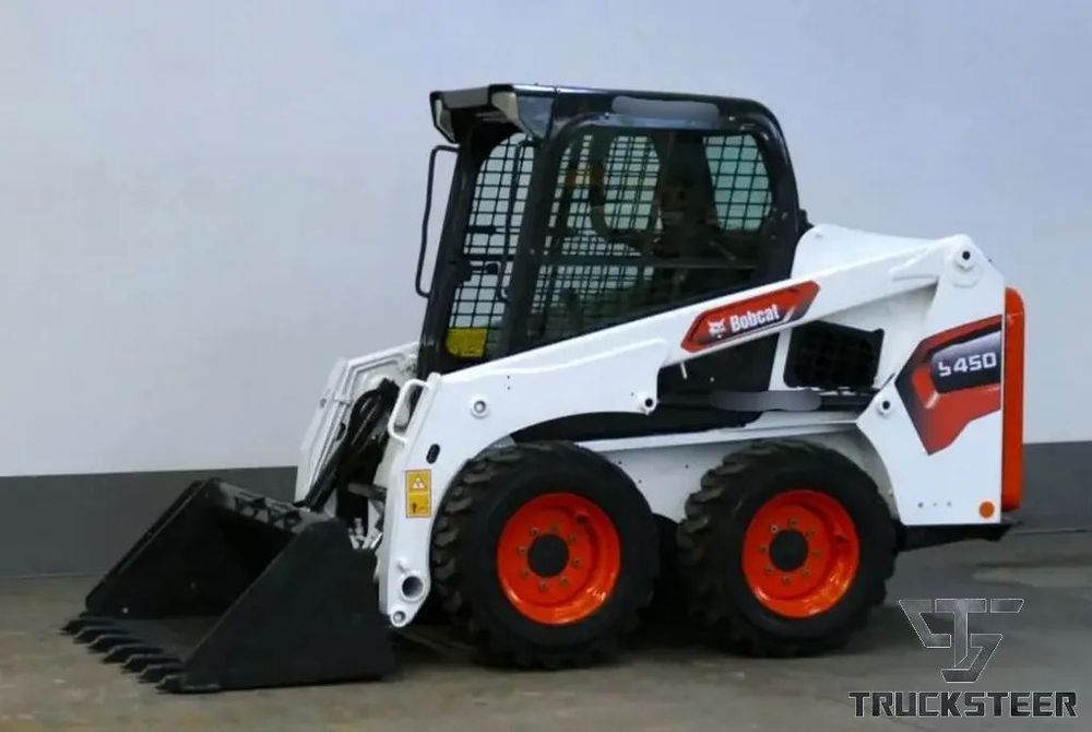 Bobcat S450 Avans leasing de la 15% Bobcat S450 1.703h 2.4T 2017