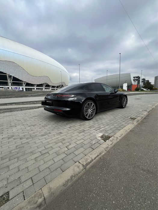 Porsche panamera 4 3.0 benzina  330 cp