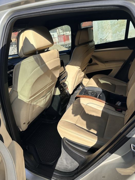 Vand bmw X6/schimb cu mustang
