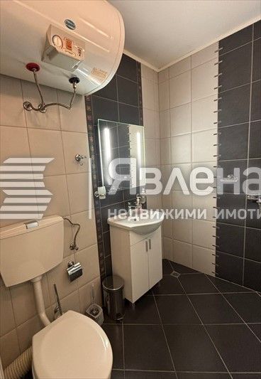 Дава се под наем Едностаен апартамент в Варна, Цветен квартал - 45 кв.м за 275 € - Снимка #6