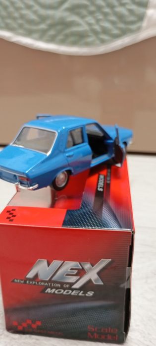 Vând macheta Dacia 1300 NOUA!