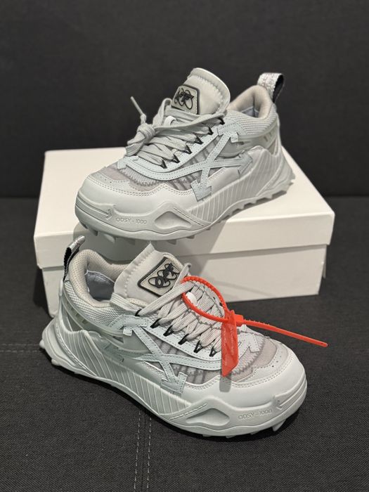 Adidasi OFF-White Odsy