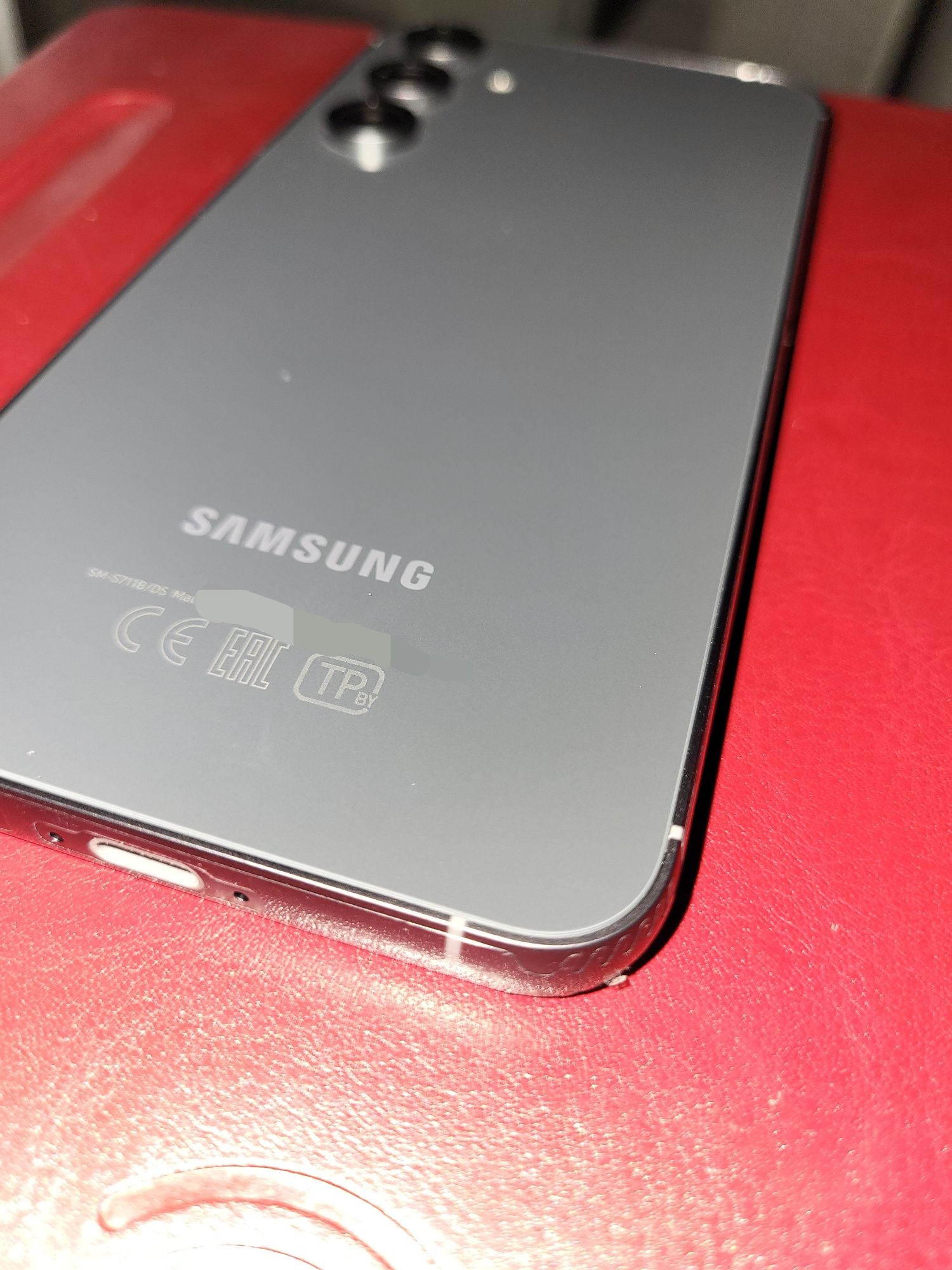 Samsung Galaxy S23 FE новый