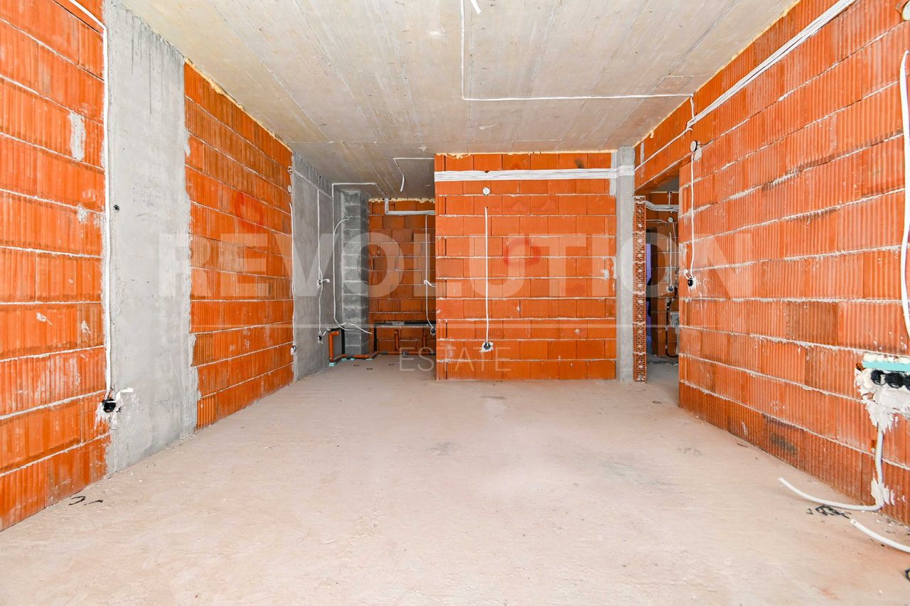 Продава се Двустаен апартамент в София, Малинова долина - 84 кв.м за 1525 €/кв.м - Снимка #3