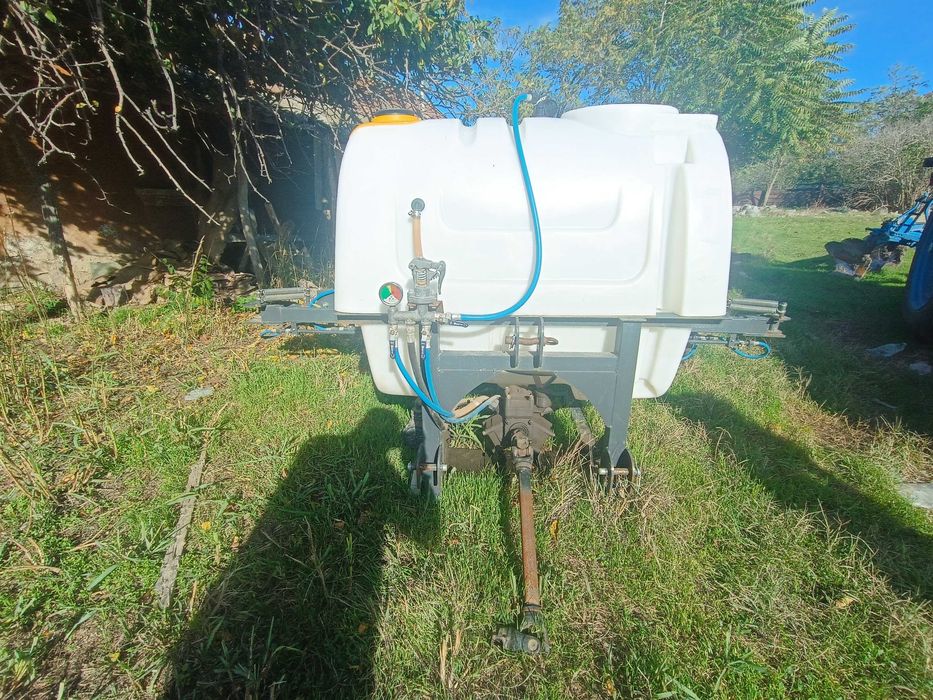 Vând Met Erbicidat 600 L, folosit de două ori.