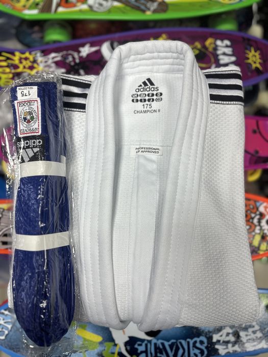 Кимоно Адидас, Сакура, Мизуна,