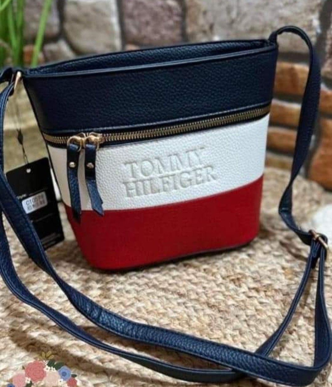 Geanta mini Tommy Hilfiger, logo imprimat, saculet, etichetă