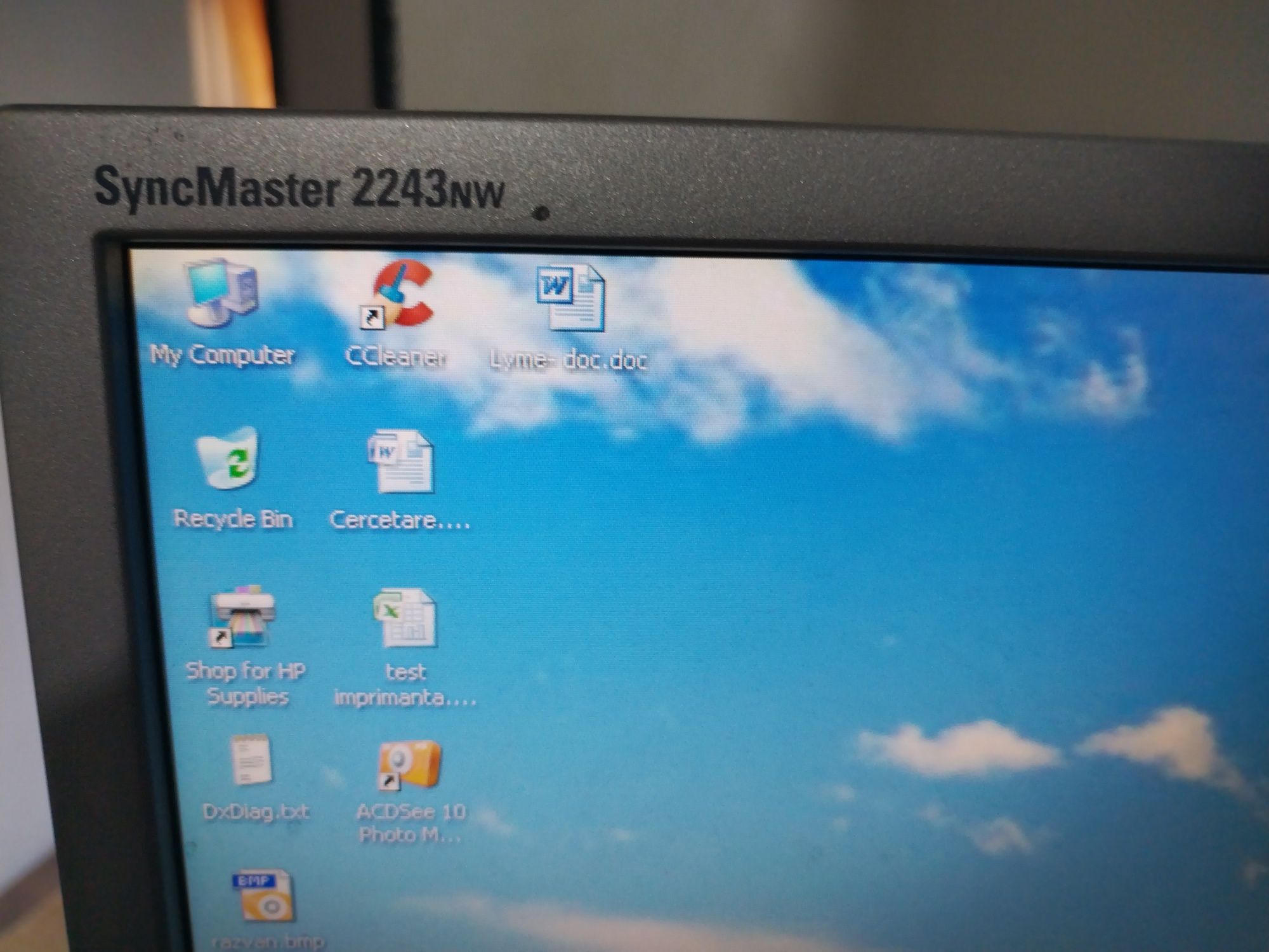 Monitor LCD 22 inch samsung 2243NW