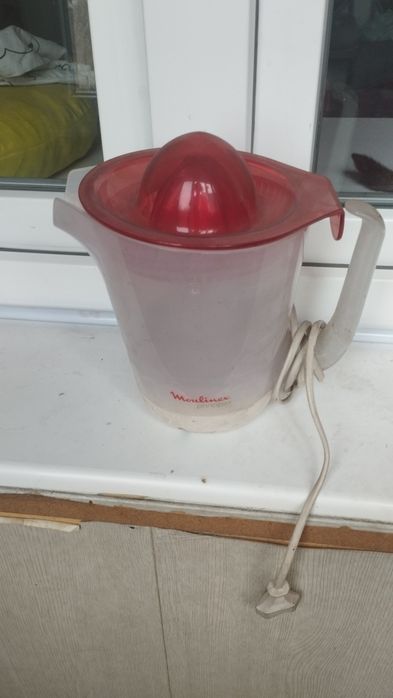 Соковыжималка для цитрусовых