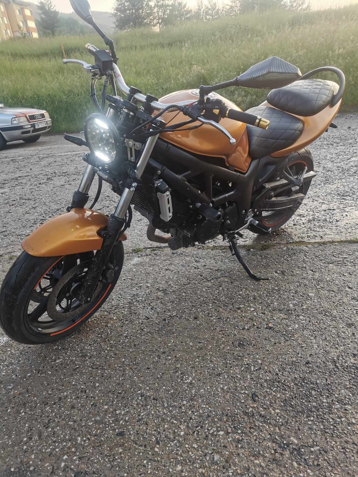 Suzuki Sv 650 top