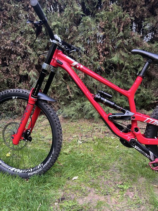 Commencal Furious Race 27,5 цола като нов 1x7 Sram xo1