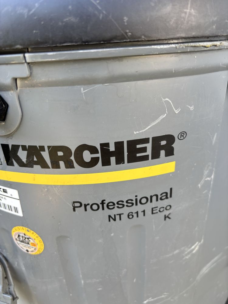 Aspirator profesional Karcher nt 611 eco k