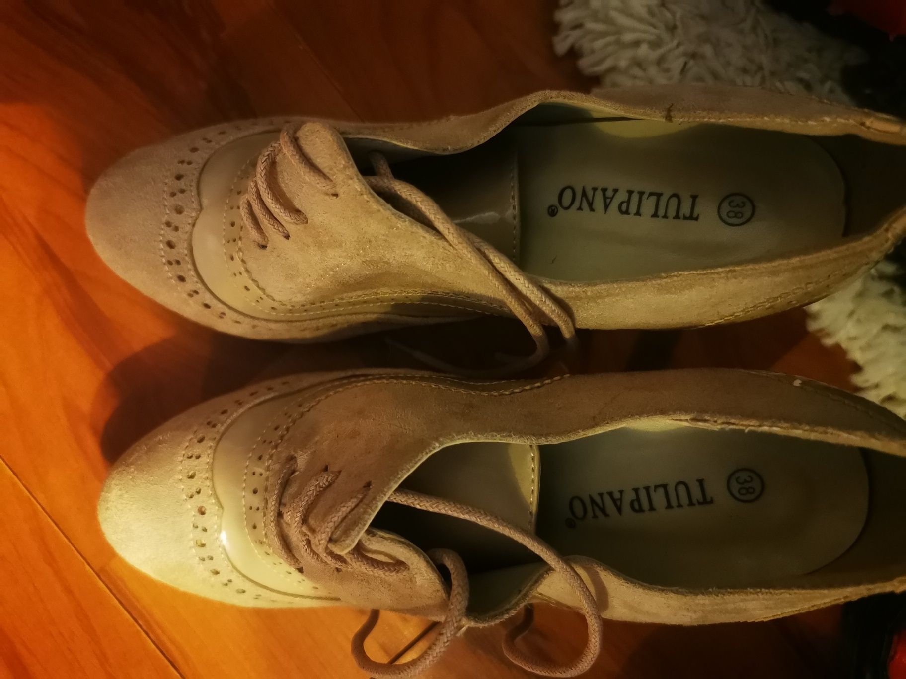 Botine cu platformă