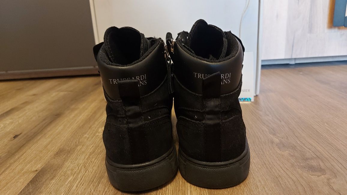 Дамски кецове TRUSSARDI