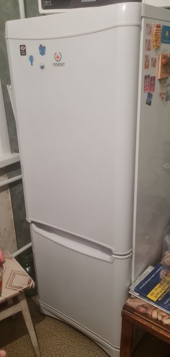 Холодильник б/у 45000