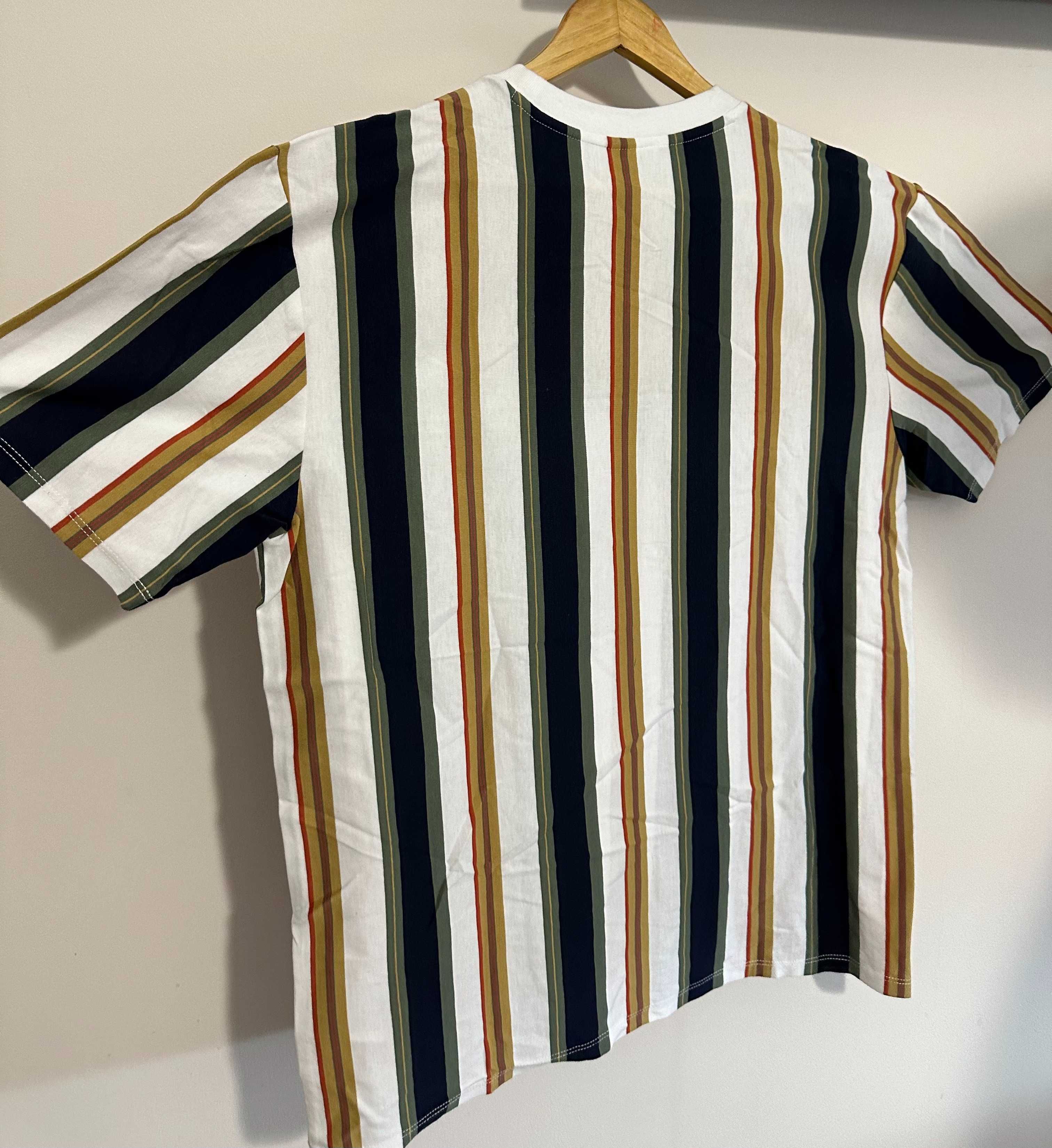 Тениска на Guess Originals.