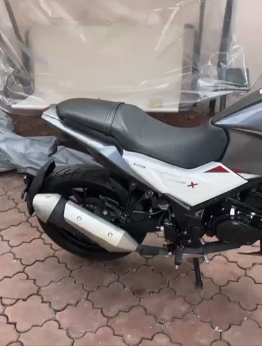 Sym NH-X 125 2020/6400 km