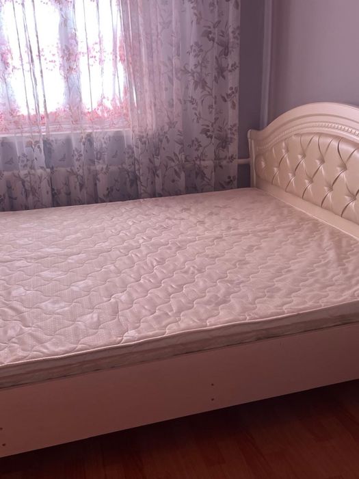 Спальный гарнитур таза, еш жері сынбаған