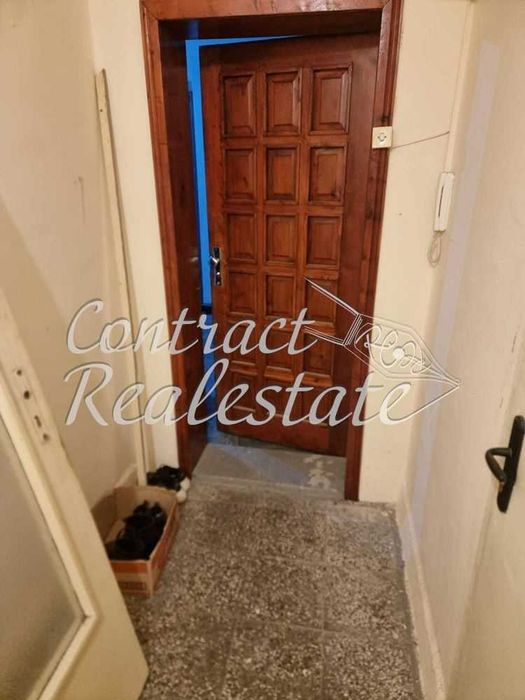 Продава се Четиристаен апартамент в Варна, Възраждане 1 - 117 кв.м за 1599 €/кв.м - Снимка #18