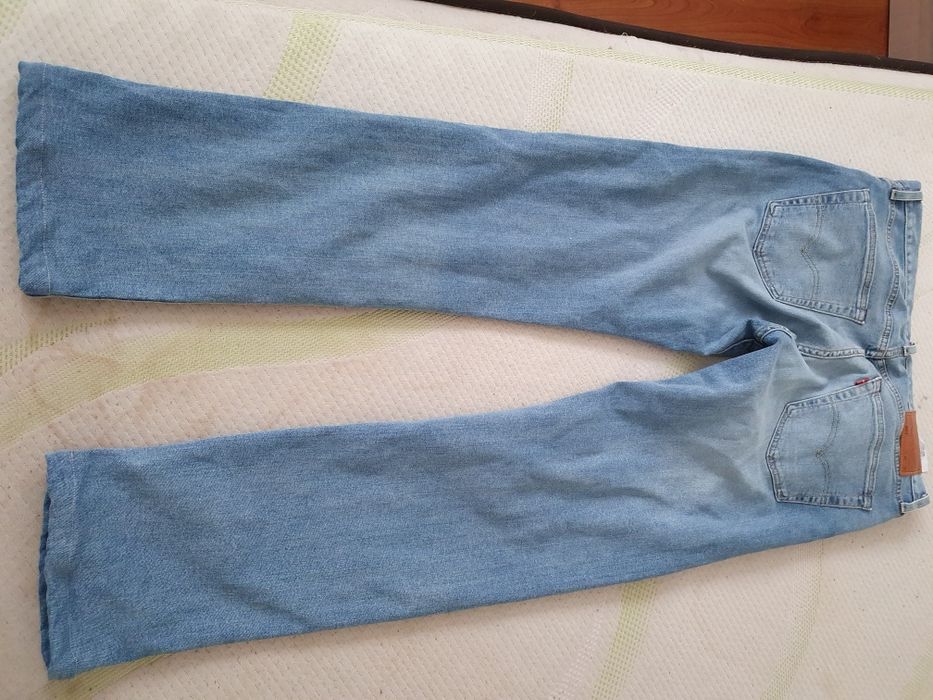 Blugi Levi Strauss  32/32
