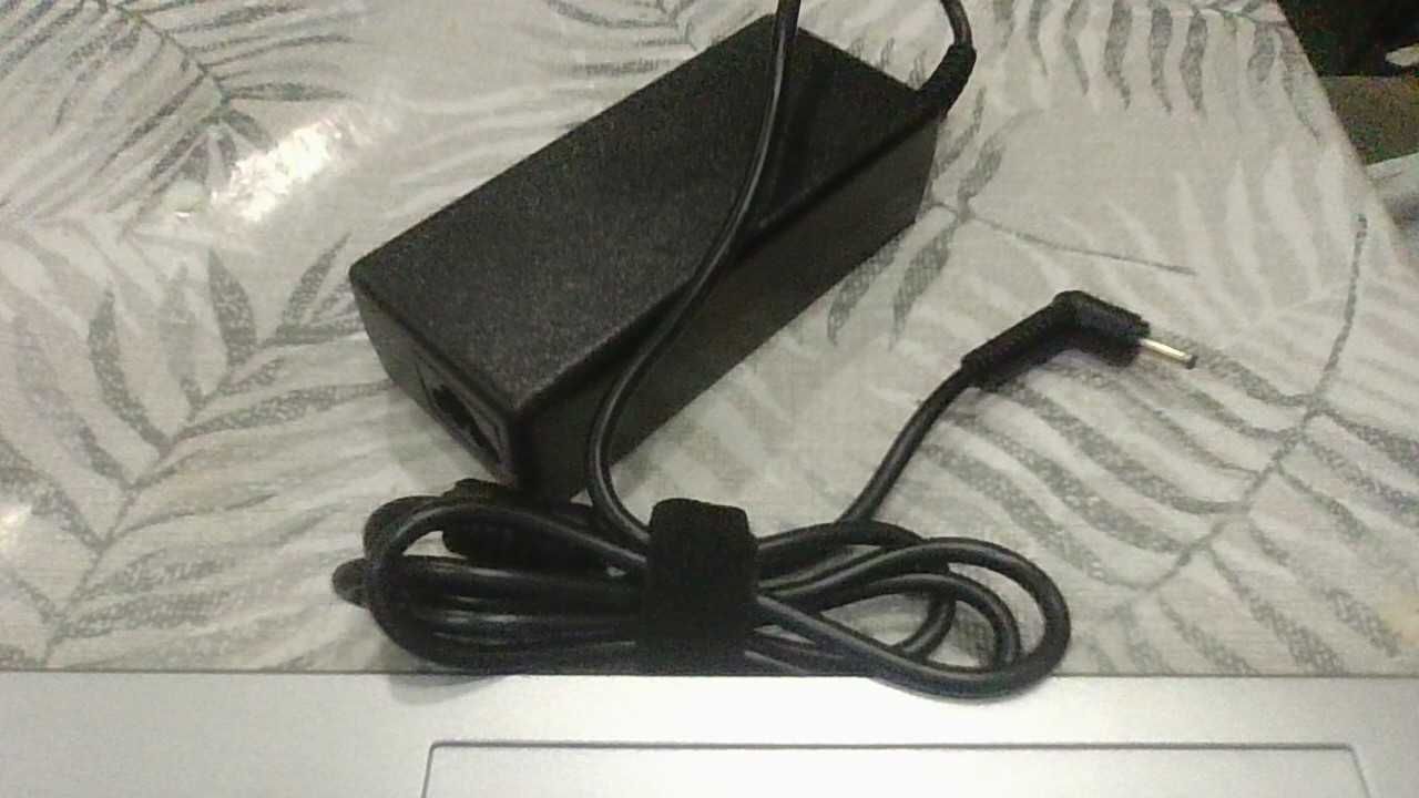 Acer zaryadchik blok