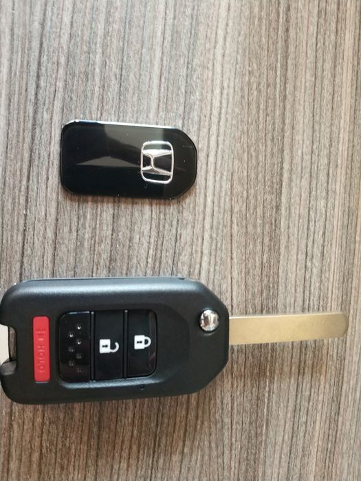 Конвертираща кутиика с 2 бутона,от не сгъваем към сгъваем ключ Honda