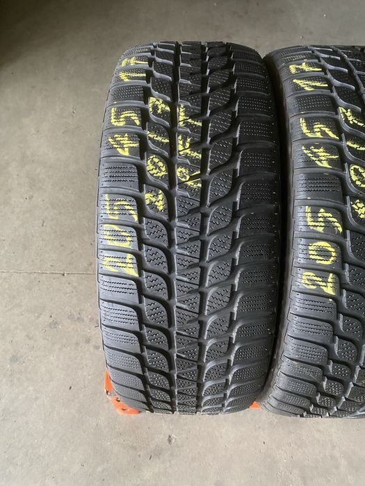Anvelope iarna 205/45/17 Bridgestone Blizzak LM-25 RFT 205 45 17 R17