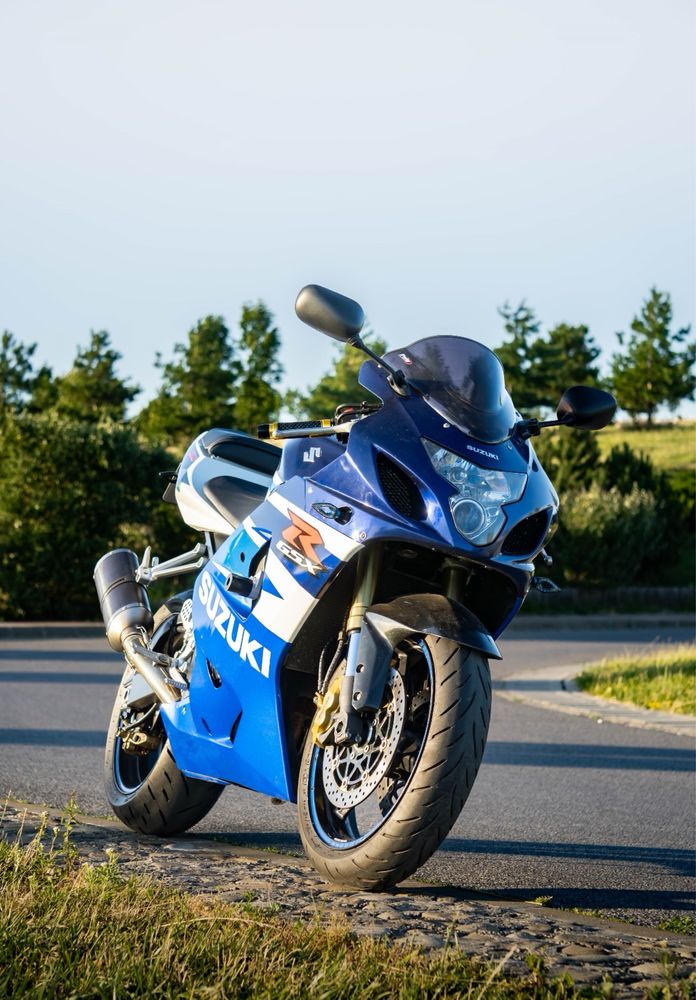 Vând Suzuki GSX-R
