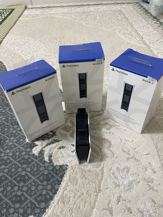 Зарядная станция Sony DualSense