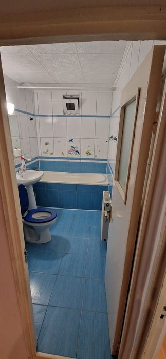 Închiriez apartament 2 camere, etaj 2, complet mobilat!