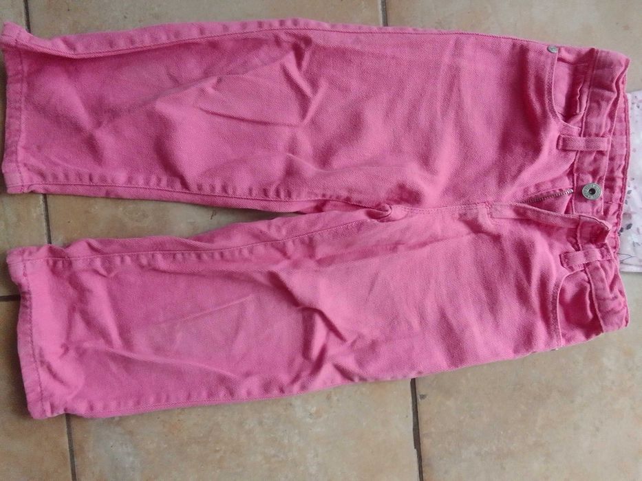 Дънки розови и две розови блузки