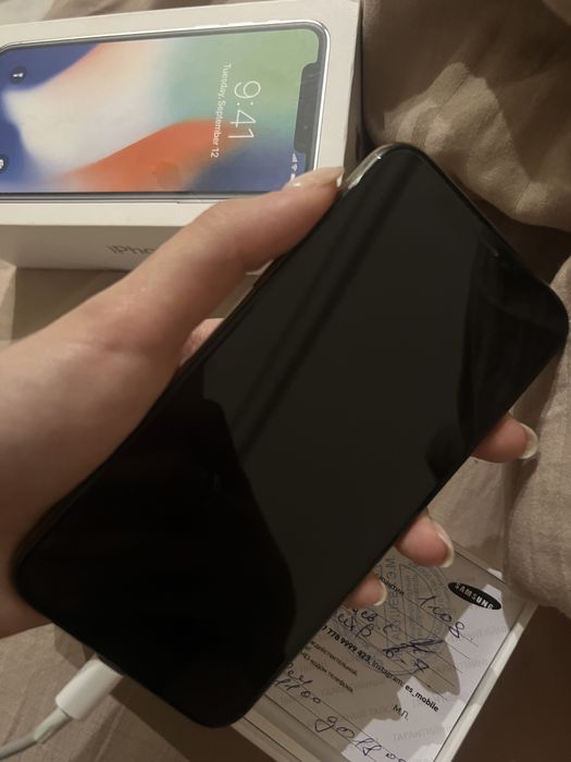 Iphone X 64 gb в идеальном состоянии