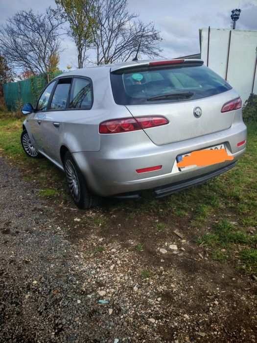 Vând schimb alfa Romeo